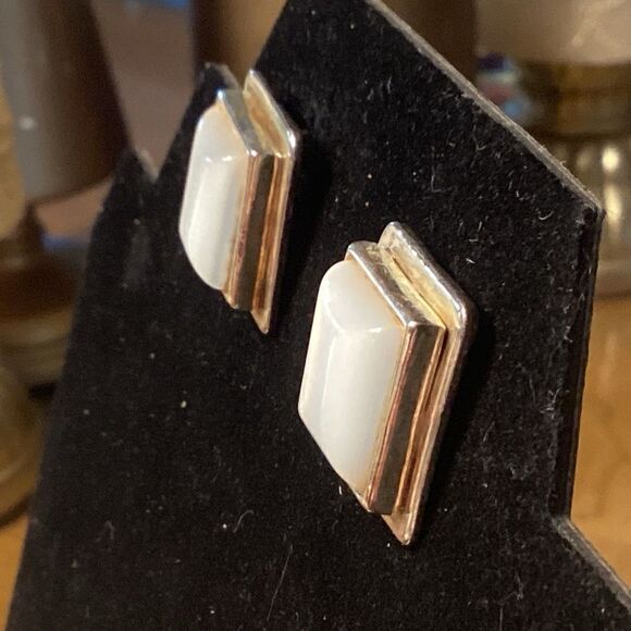 White Mother of Pearl Goldtone Bezel Set Square Earrings - Picture 4 of 9